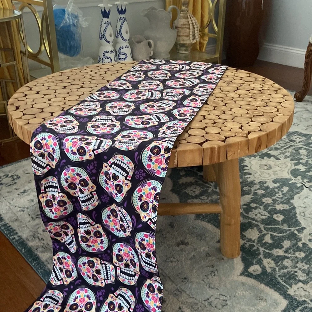 Novelty Retro Skulls Pattern Printing Table‎ Runner
